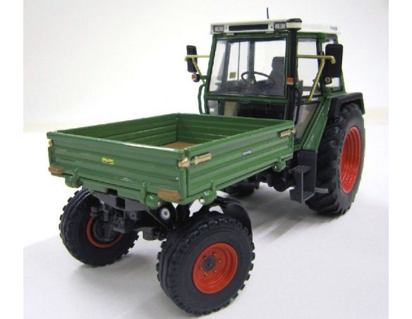 Welly WEIS1008 FENDT 360 GT C/CARRO ANTERIORE 1984-1996 1:32 Modellino