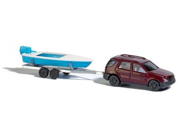 BUSCH 8334 MERCEDES BENZ M CON MOTOSCAFO N Modellino