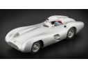 CMC M127 MERCEDES BENZ W196R STREAMLINERS 1954 Modellino