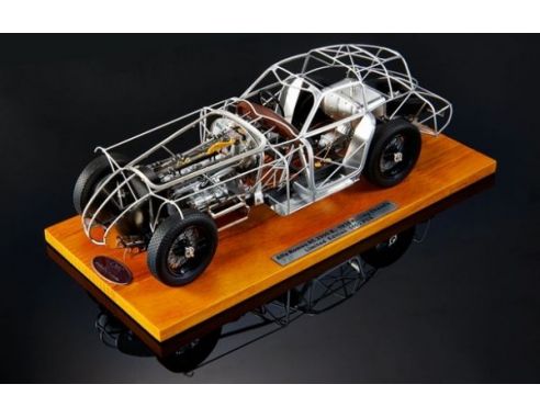 CMC M130 ALFA ROMEO 8C 2900 B SPECIALE TOURING COUPE’ 1938 ROLLING CHASSIS Modellino