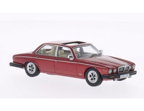 Neo Scale Models NEO49526 DAIMLER DOUBLE SIX VANDEN PLAS 1986 METALLIC RED 1:43 Modellino