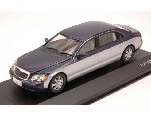 White Box WB110 MAYBACH 62 2009 SILVER/METALLIC BLUE 1:43 Modellino