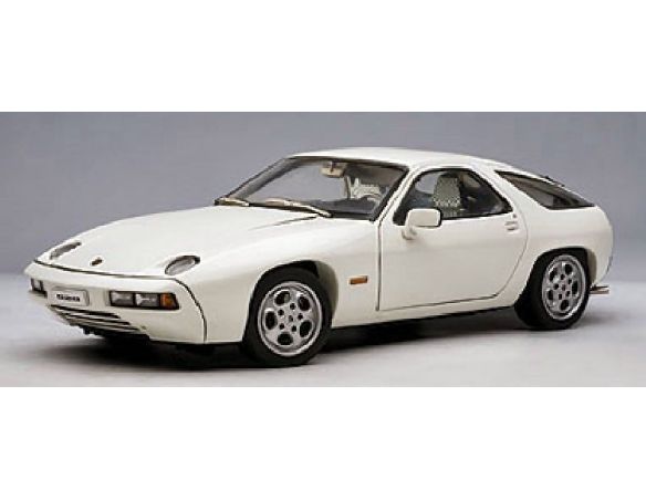 Auto Art / Gateway AA77902 PORSCHE 928 1977 WHITE 1:18 Modellino
