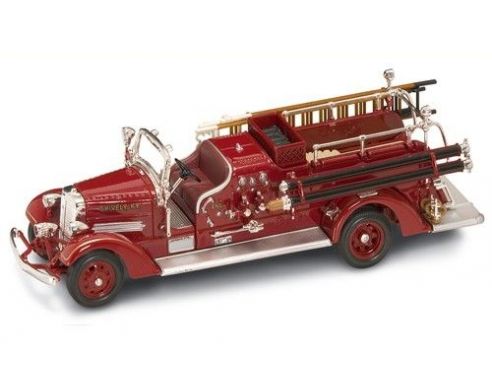 Yat Ming YM43003B AHRENS FOX VC 1938 RED 1:43 Modellino