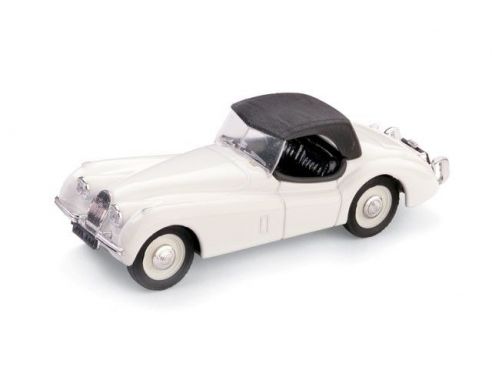 Brumm BM0102-01 JAGUAR XK 120 ROADSTER CHIUSA 1948 BIANCO 1:43 Modellino