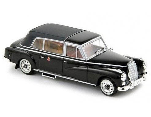 Norev 351230 MERCEDES BENZ 300D LANDAULET 1960 Modellino