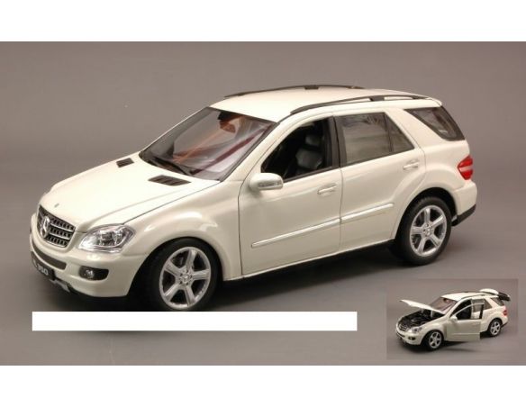 Welly WE0306 MERCEDES ML 350 2006 CREAM 1:18 Modellino