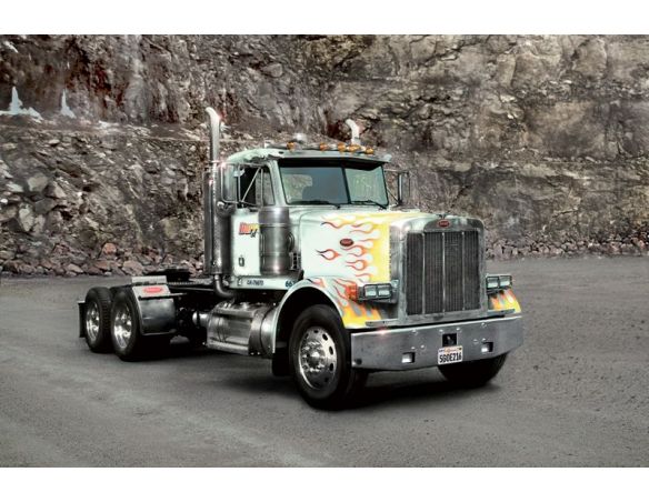 Italeri IT3894 CLASSIC PETERBILT 378-119 KIT 1:24 Modellino