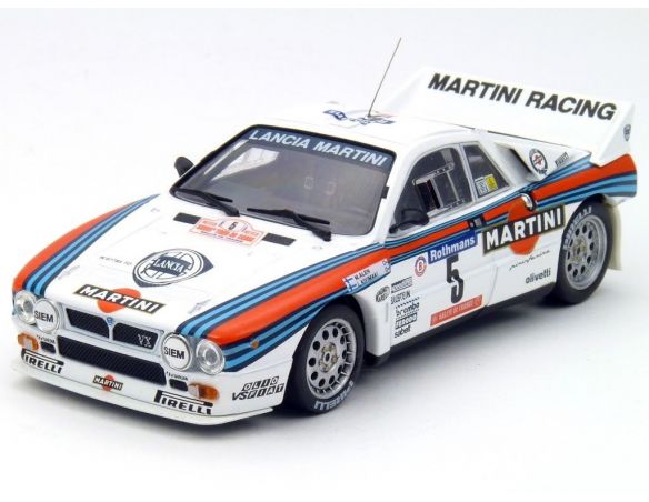 Hasegawa HGSCR30 LANCIA 037 RALLY N.5 WINNER TOUR D.CORSE 1984 M.ALEN-I.KIVIMAKI KIT 1:24 Modellino