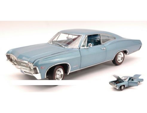 Auto World AMM999 CHEVY IMPALA SS 427 1967 LIGHT BLUE MET.1:18 Modellino