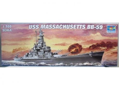 TRUMPETER 05761 USS MASSACHUSSETTS BB-59 Modellino