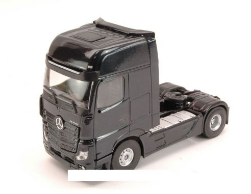 Universal Hobbies UH2004 MERCEDES ACTROS MP4 GIGASPACE (MODEL YEAR 2013) METALLIC BLACK 1:43 Modellino