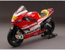 New Ray NY57063 DUCATI DESMOSEDICI VALENTINO ROSSI 2011 1:12 Modellino