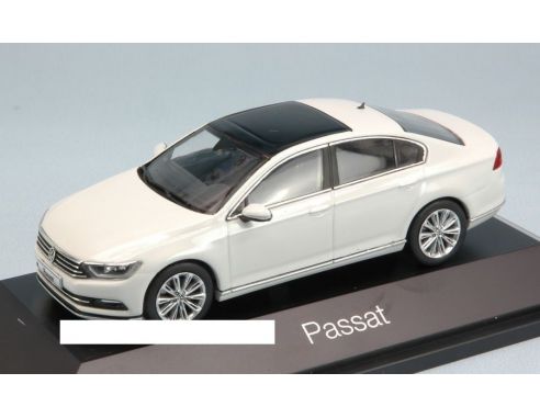 Herpa HP7086 VW PASSAT LIMOUSINE 2015 WHITE 1:43 Modellino