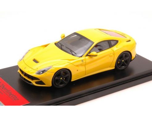 Fujimi FJM1343013 FERRARI F12 BERLINETTA 2012 YELLOW 1:43 Modellino
