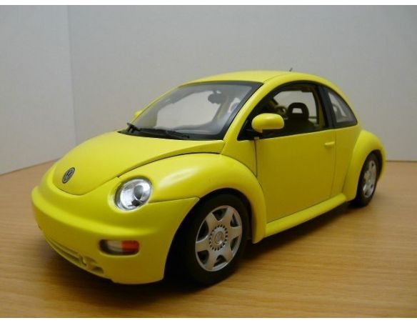 Auto Art / Gateway 01036 VW NEW BEETLE COUPE '98 YELLOW 1/18 Modellino