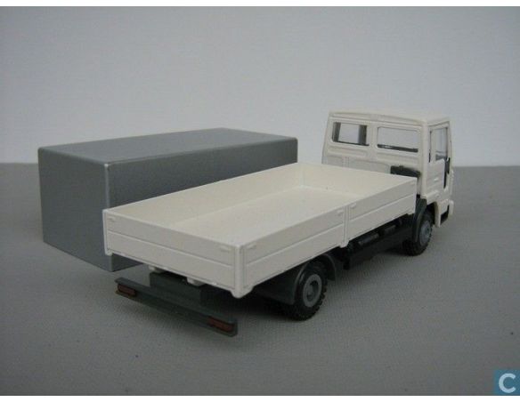 Conrad 4536 VOLVO-FLC 4X2 WITH PLATFORM 1/50 Modellino