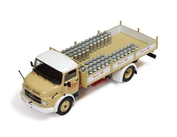 Ixo model TRU009 MERCEDES 1113 (STASSANO & STASSANO MILK) 1967 1:43 Modellino