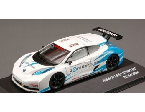 J-Collection JC240 NISSAN LEAF NISMO RC 2011 WHITE/BLUE 1:43 Modellino