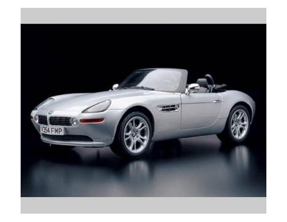 Kyosho 8601S BMW Z8 JAMES BOND 1/12 Modellino