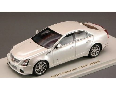 Luxury LX10118 CADILLAC CTS -V SEDAN 2011 WHITE DIAMOND 1:43 Modellino