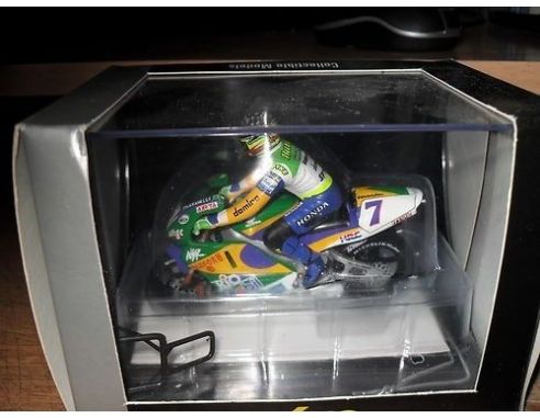Onyx M024 HONDA NSR V4 TEAM PILERI BARROS 96 Modellino