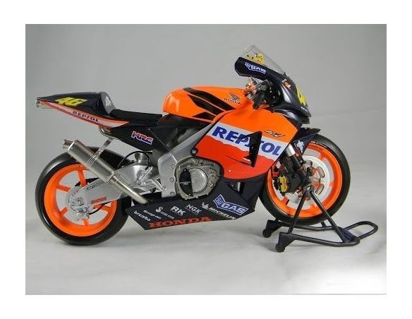 Guiloy 16240V HONDA RC 211 V. ROSSI 1/6 Modellino