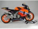 Guiloy 16240V HONDA RC 211 V. ROSSI 1/6 Modellino