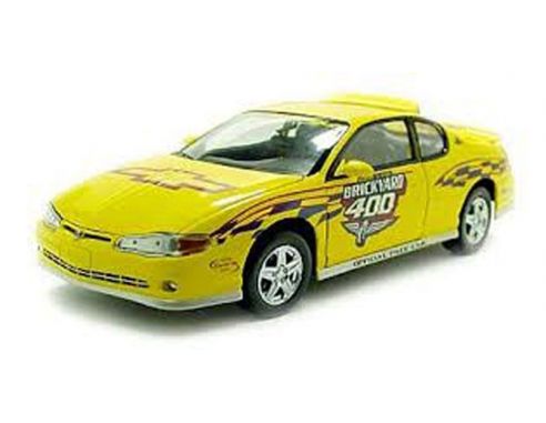 Vitesse 01990 CHEVROLET MONTE CARLO 2001 1/18 Modellino