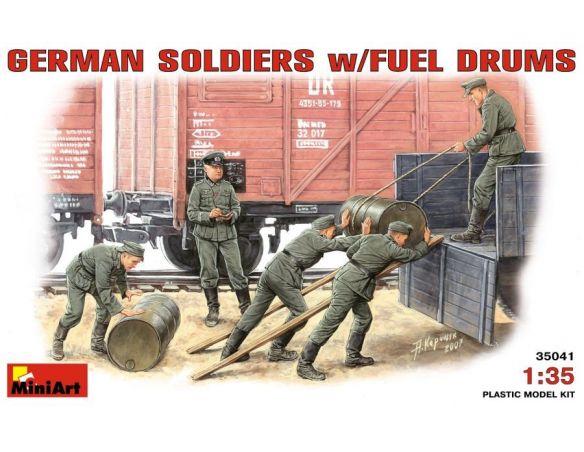 Miniart MIN35041 GERMAN SOLDIERS W/FUEL DRUM KIT 1:35 Modellino
