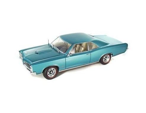 Highway 61 50584 PONTIAC GTO 1966 TURQUOISE BLUE 1/18 Modellino