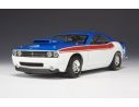 Highway 61 HGW50721 DODGE CHALLENGER S.STOCK CONCEPT'07 WHITE/BLUE/RED 1:18 Modellino