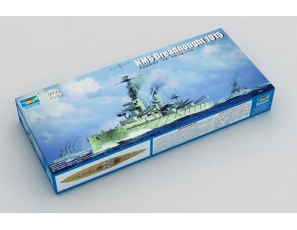 TRUMPETER 06705 HMS DREADNOUGHT 1915 Modellino