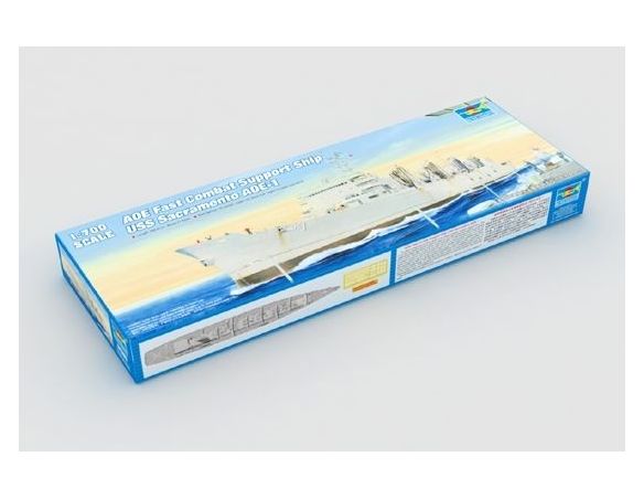 TRUMPETER 05785 USS SACRAMENTO AOE FAST COMBAT SUPPORT SHIP Modellino