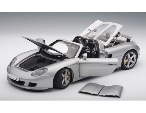 Auto Art / Gateway AA78046 PORSCHE CARRERA GT 2003 SILVER 1:18 Modellino