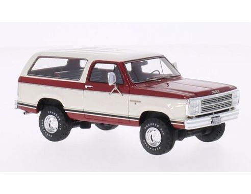 Neo Scale Models NEO44785 DODGE RAMCHARGER 1974 AMARANT/WHITE 1:43 Modellino