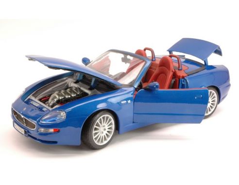 Bburago BU12019BL MASERATI 3200 GT SPYDER 2004 BLUE 1:18 Modellino