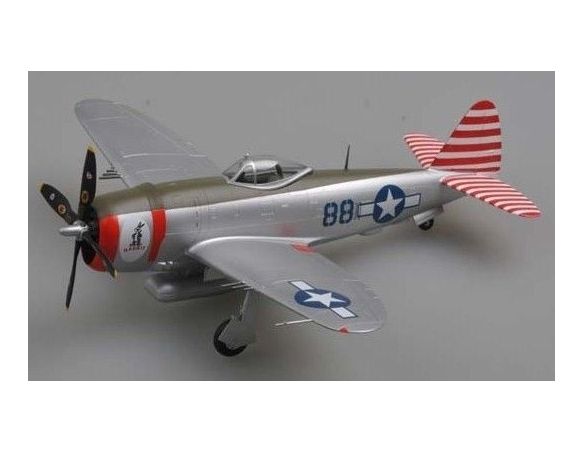 TRUMPETER 39310 P-47D 527 FS 86 FG Modellino