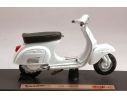 Maisto MI4333W VESPA 50L 1966 WHITE 1:18 Modellino