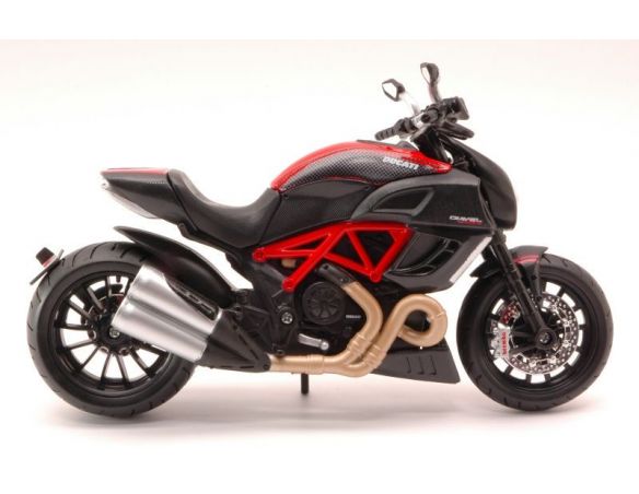 Maisto MI31196 DUCATI DIAVEL CARBON 1:12 Modellino