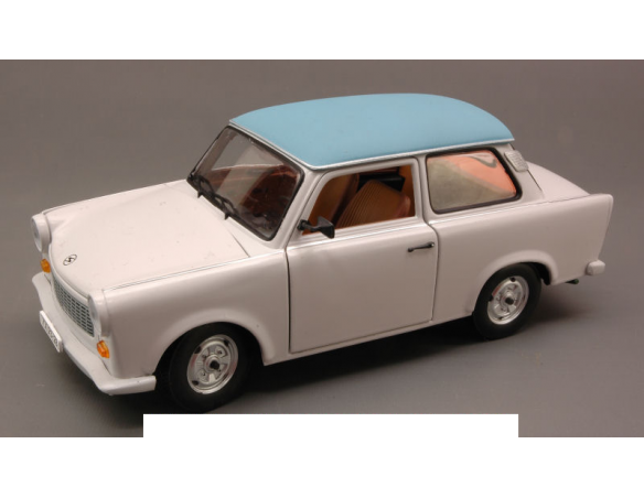 SunStar SS4285 TRABANT 601 WHITE/LIGHT BLUE 1:18 Modellino