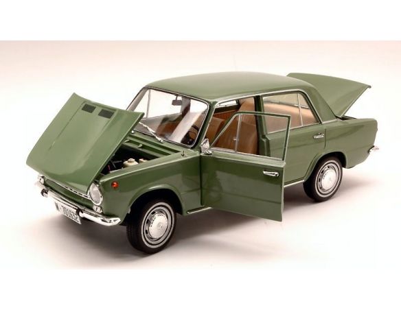 IST Models IST18001SE SEAT 124 1972 GREEN 1:18 Modellino