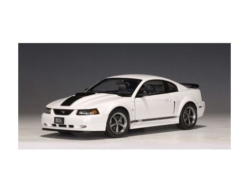 Auto Art / Gateway 73003 FORD MUSTANG MACH I 2003 WHITE 1/18 Auto 1/18