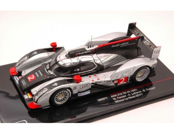 Ixo model LM2011 AUDI R18 NTDI N.2 LMP1 WINNER LM 2011 FASSLER-LOTTERER-TRELUYER 1:43 Modellino
