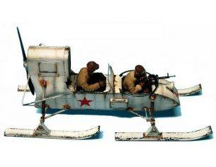 Trumpeter TP2322 SOVIET AEROSAN RF-8 KIT 1:35 Modellino