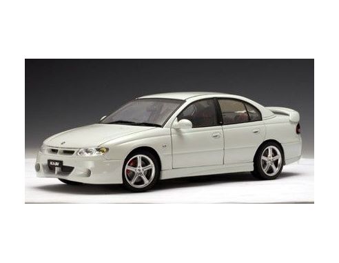 Auto Art / Gateway 73304 HOLDEN COMMODORE VT2 CLUBSPORT 1/18 Modellino