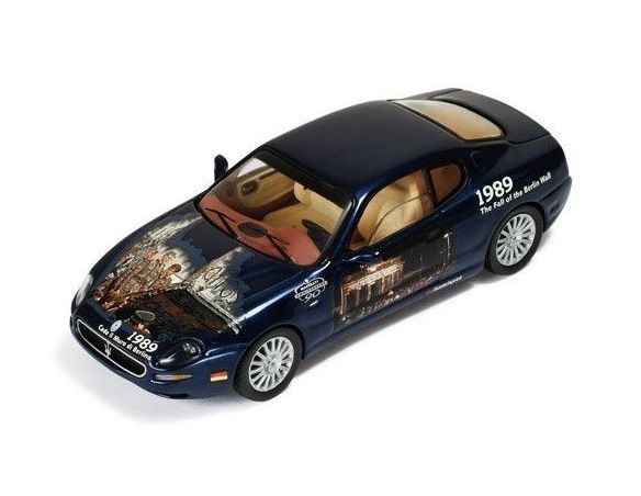 Ixo model MOC053 MASERATI CAMBIOCORSA 2002 FALL OF BERLIN WALL 1989 1:43 Modellino