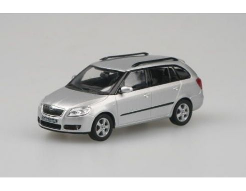 Abrex AB009AB SKODA FABIA COMBI II 2008 SILVER BRILLANT MET.1:43 Modellino