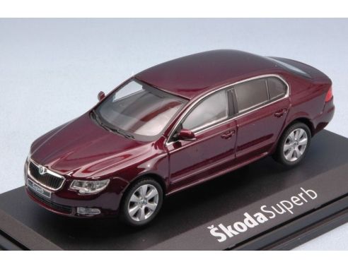 Abrex AB010JB SKODA SUPERB II 2009 ROSSO BRUNELLO METALLIC 1:43 Modellino
