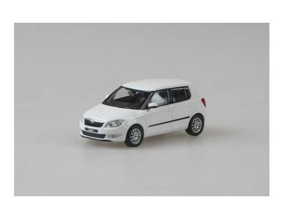 Abrex AB023E SKODA FABIA II FACELIFT 2012 WHITE CANDY 1:43 Modellino